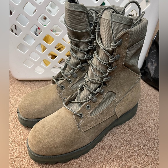 GORE-TEX Shoes - GORE-TEX Women's Combat Boots Olive